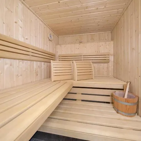 Nationalpark Hohe Warte 2 *